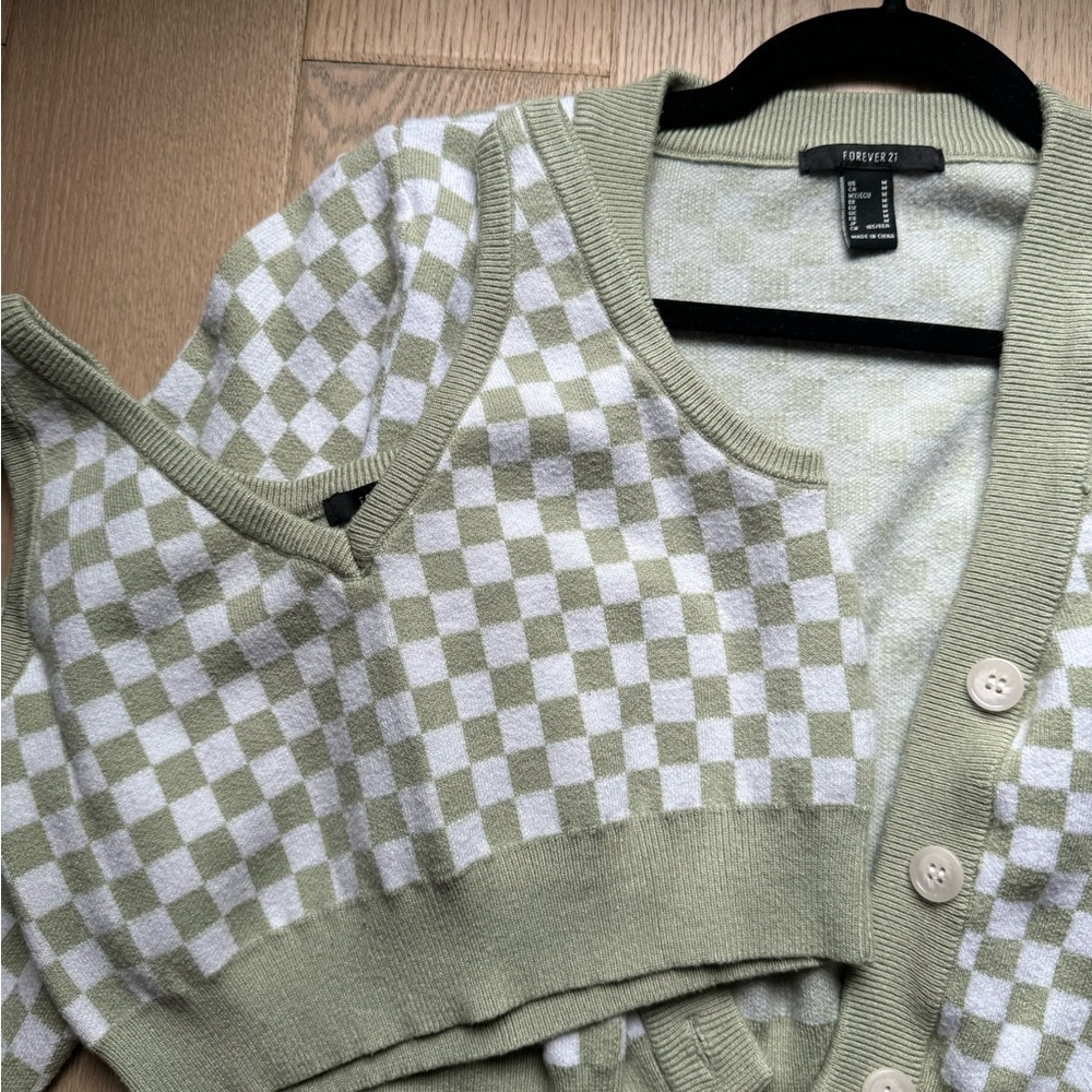 Forever 21 Matching Set - Picture 4 of 5